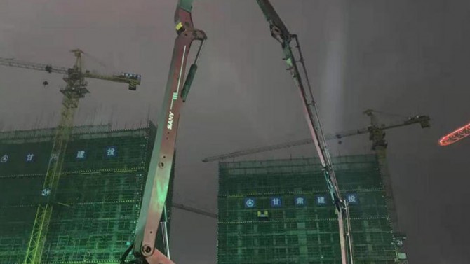 “克服困難 真抓實干”百酈玲瓏府項目工程進(jìn)度取得階段性成果