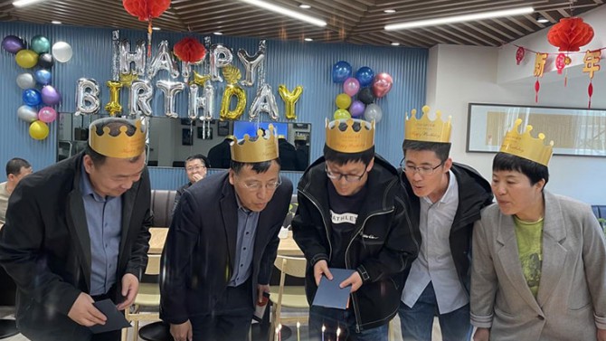 時(shí)光荏苒，成長(zhǎng)置業(yè)相伴