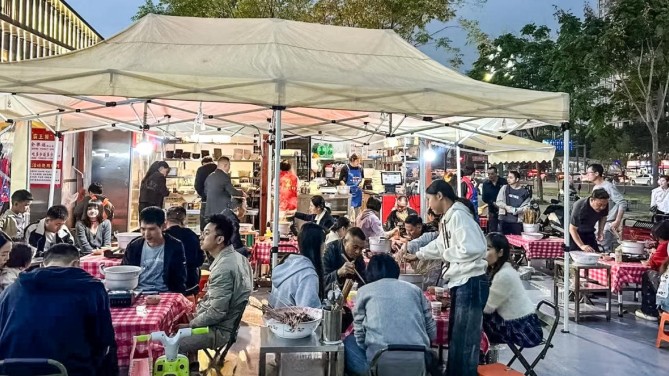 【營(yíng)銷前線】成都公司2025年招商實(shí)現(xiàn)“開門紅” 簽約面積突破2400㎡